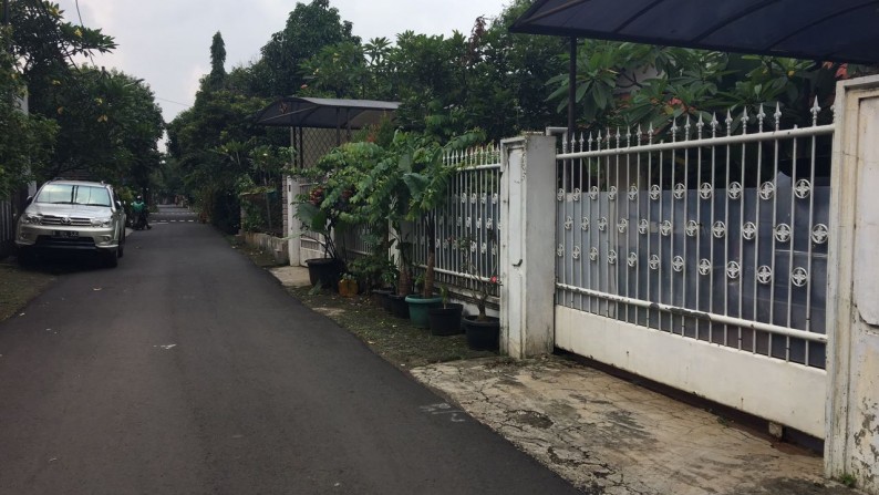 Rumah Bagus dan Strategis Di Cilandak Barat