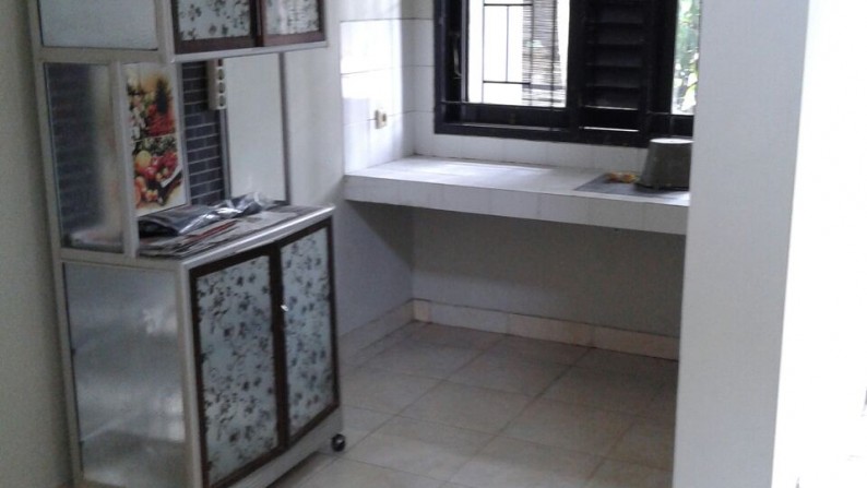 DI JUAL Rumah Mungil siap huni, utk keluarga kecil / kel baru, di MAHAGONI PARK,  lingkungan Asri, Tenang dan Nyaman, Keamanan 24jam..