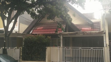 Rumah siap huni di sektor 3a Bintaro Jaya