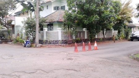 Rumah Dijual  lokasi strategis, bagus, nyaman dan aman daerah Bintaro-Tangsel