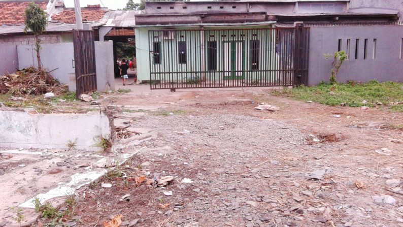 Dijual kavling lokasi pinggir jalan, sangat strategis, bebas banjir.