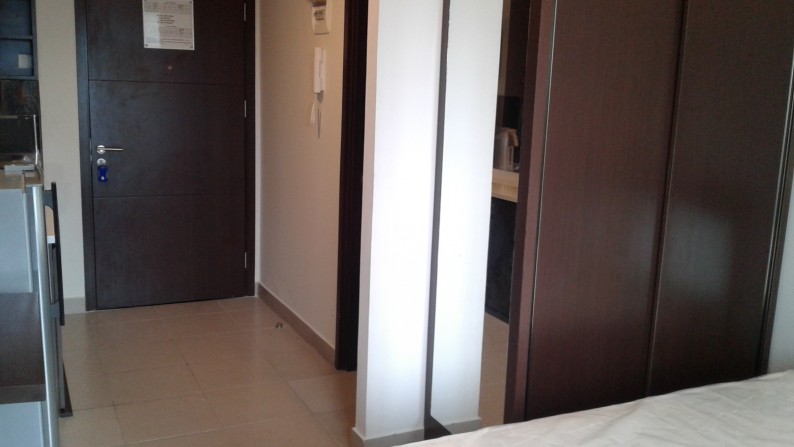 Disewakan Apartemen Siap Huni di Apartemen Saveria BSD, Studio, Furnished