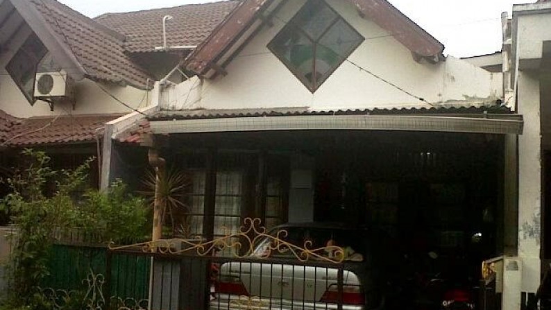 Rumah siap huni,Nyaman di Sektor 5 Bintaro Jaya