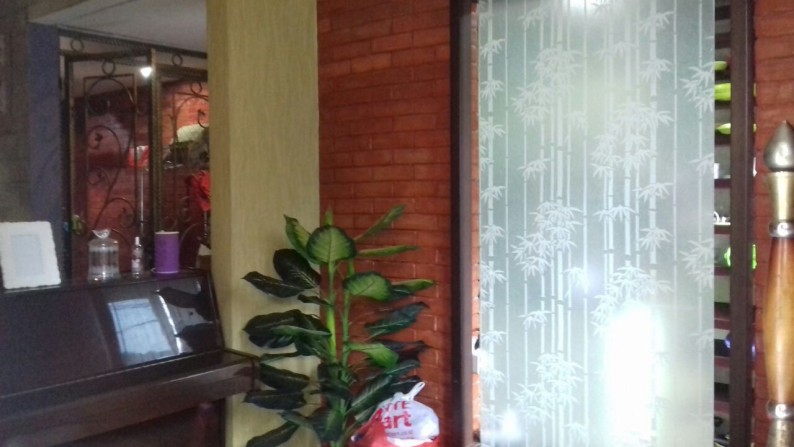 Rumah full furnish,bagus di Bintaro Jaya Sektor 5