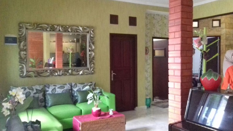 Rumah full furnish,bagus di Bintaro Jaya Sektor 5