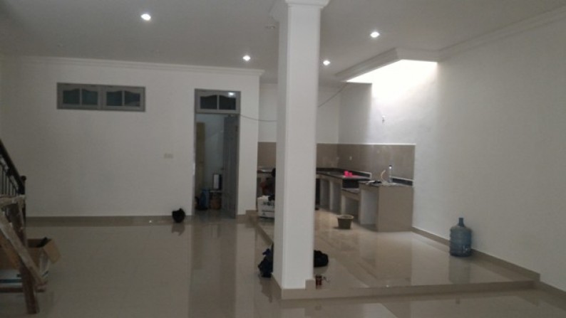 Rumah baru renov Taman Surya 5