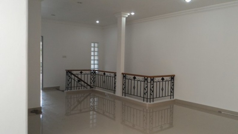 Rumah baru renov Taman Surya 5