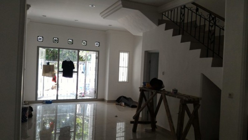 Rumah baru renov Taman Surya 5