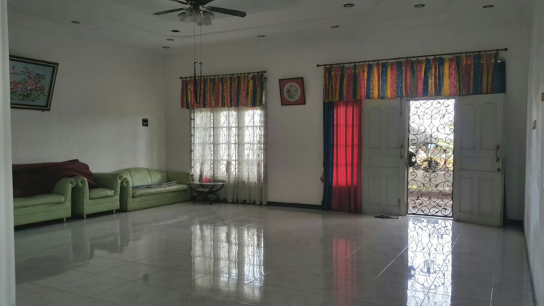 Dijual Tanah & Bangunan Rumah di Jl. Aria Putra- Ciputat, Serua, Tangerang