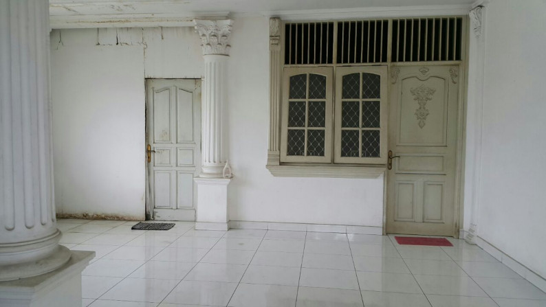 Dijual Tanah & Bangunan Rumah di Jl. Aria Putra- Ciputat, Serua, Tangerang