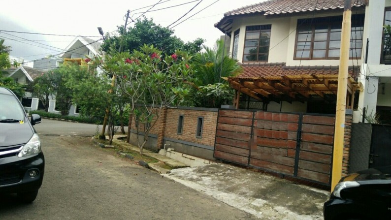 Rumah Bagus,siap huni di Bintaro Jaya Jakarta Selatan