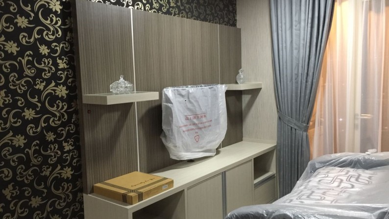 Disewakan apartement oasis cikarang, full furnished luxs fresh siap pakai