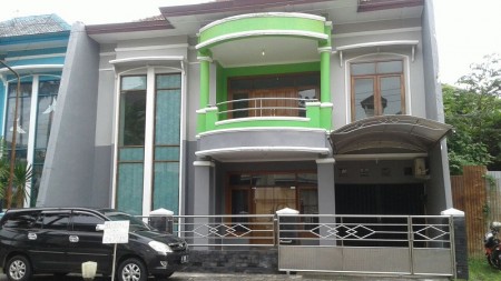 HUNIAN MEWAH DENGAN FURNITURE PERUM NANDAN GRIYA IDAMAN, NGAGLIK, SLEMAN.