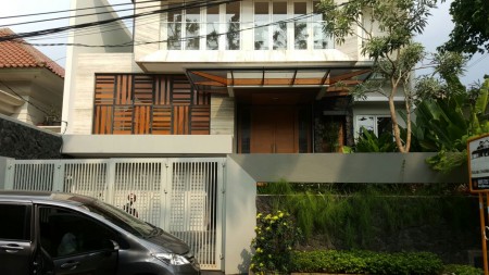 Rumah mewah,Baru  di Pondok Indah