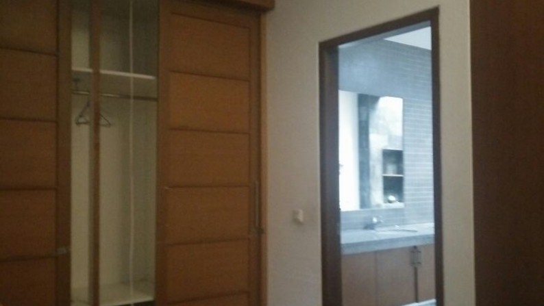 Rumah minimalis,dalam cluster di Bintaro 9