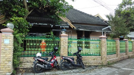 HUNIAN DI SANTAN, MAGUWOHARJO, DEPOK, SLEMAN