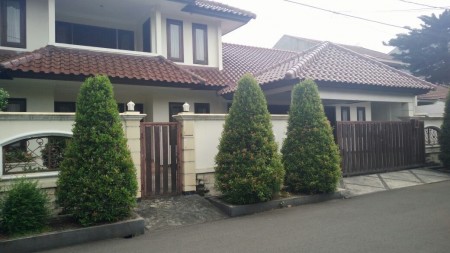 Rumah Besar,Mewah,siap huni di Ciputat