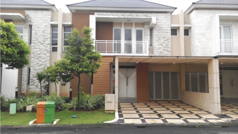 Rumah Cantik Mewah Type Premium Dijual di cluster Lotus, Summarecon Bekasi