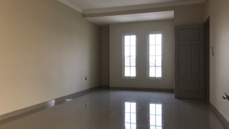 Dijual Rumah Cluster West Europe - Green Lake City, Jakarta Barat