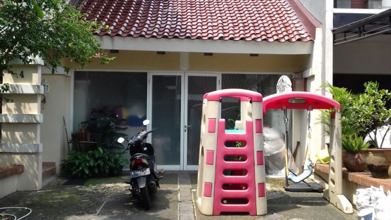 Rumah dalam cluster,securty 24 jam di Bintaro Jaya sekt 9