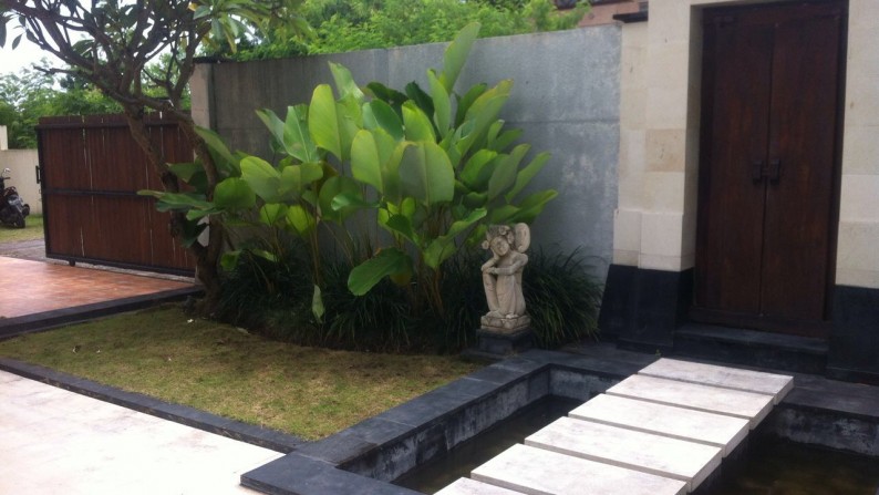 Beautiful villa for sale in Canggu Berawa (SA/187)