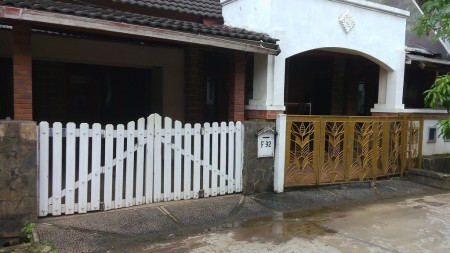 Rumah besar & luas berharga murah di Jatikramat Indah Estate I