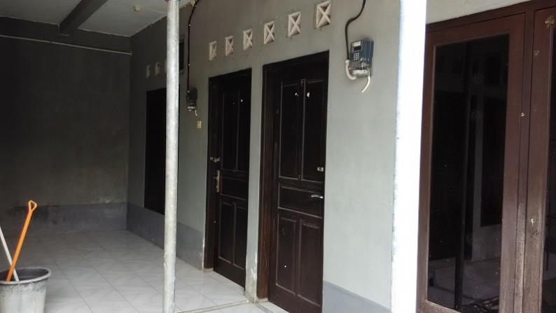 RUMAH KOST  DI JL.MERPATI, WARINGINREJO, SOLO BARU,  SUKOHARJO