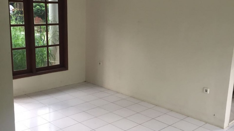 Rumah dijual di Wisma Cakra Cinere