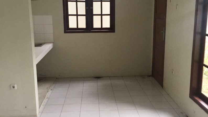 Rumah dijual di Wisma Cakra Cinere