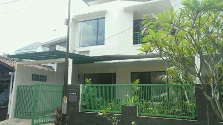 BRAND NEW HOUSE @Jl. Loka Indah - Mampang Prapatan - Buncit - Jakarta Selatan