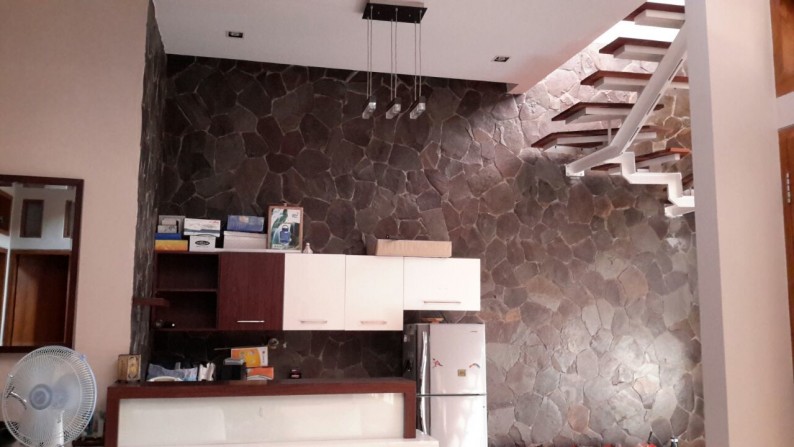 2 Unit Rumah Asri, Nyaman, dan Cantik