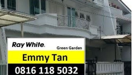 Dijual rumah 2,5 lantai di Sunrise - Jakbar