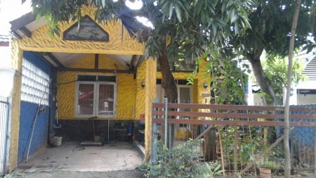 DIJUAL Rumah Mungil Semi Furnished di Cinere