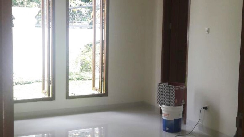 Rumah Baru 4 Kamar dijual Murah