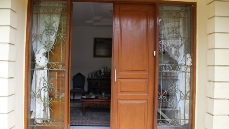 Dijual Cepat Rumah Murah Di Jl. Saparua Blok H Cinere