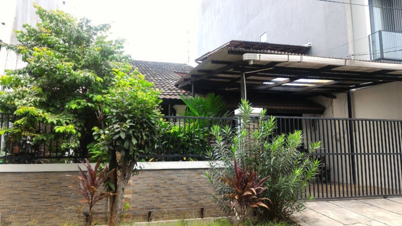 JUAL CEPAT RUMAH DI PURI INDAH HARGA MIRIS RP.25JT/M