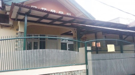 Rumah Bagus Bintaro Jombang, siap huni dan nyaman berada di daerah Villa Bintaro Indah Tangerang Selatan Bintaro