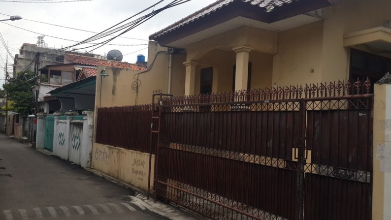 Johanes Sutandi - RWCG - Rumah lokasi strategis di Grogol, cocok untuk hunian dan kost kostan - Jakarta barat