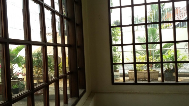 Dijual Rumah di Kawasan Asri Villa Cinere Mas