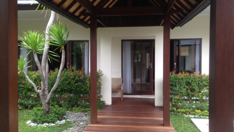 Great Modern Villa at Dewi Sri