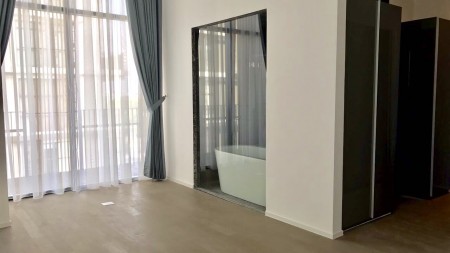 Newest Bright and modern Apartment in Senopati