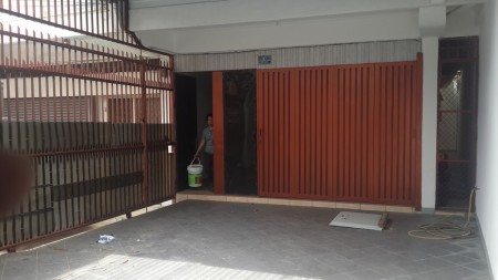 Johanes Sutandi - RWCG - Rumah siap huni di pusat Jakarta, dekat ke pasar baru dan mangga besar
