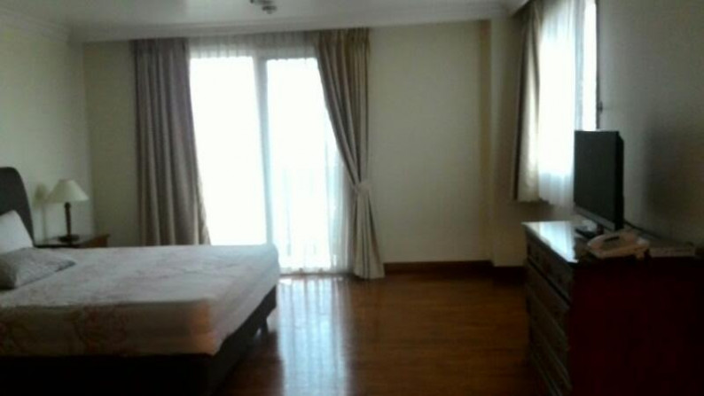 Apartement Green 190m, Murah, Pondok Indah