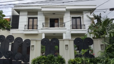 Rumah Minimalis,asri,Bagus di Gandaria Kebayoran Baru