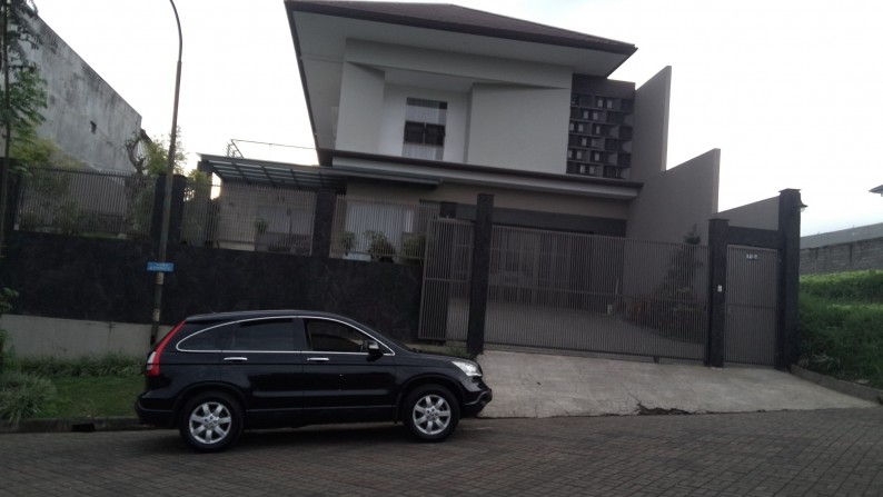 DIJUAL RUMAH LUX SETIABUDI REGENCY