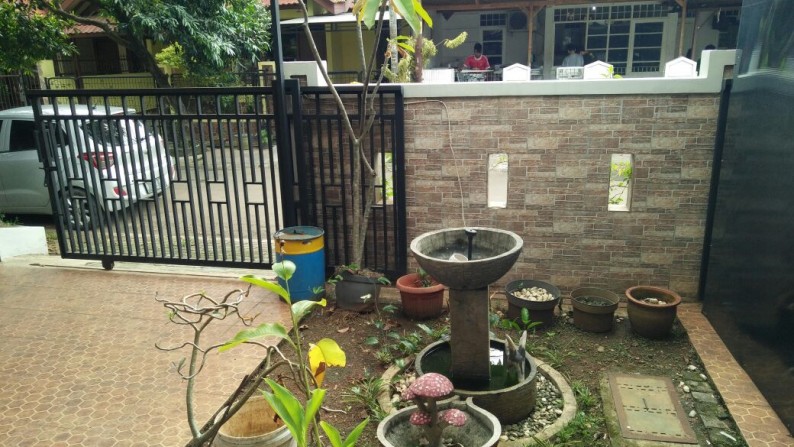 Rumah cantik siap huni di Nusa loka BSD