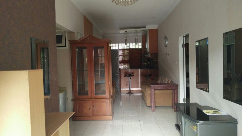 Rumah cantik siap huni di Nusa loka BSD