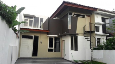 Rumah baru siap huni harga terjangkau