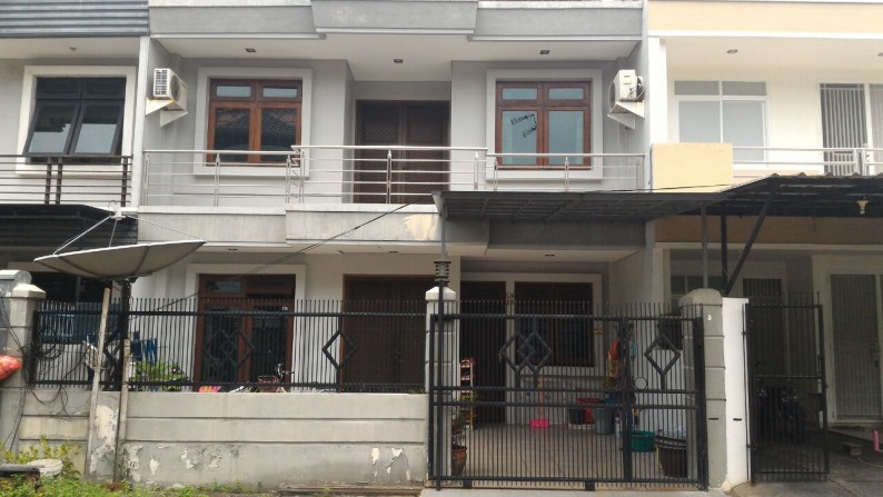 Rumah Renovasi dalam cluster