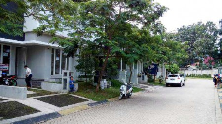 Disewakan Rumah nyaman, aman, lokasi sangat strategis, Bintaro-Tangsel